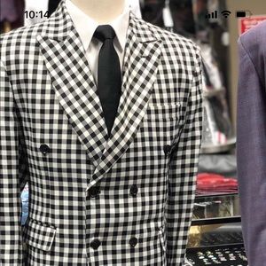 Meet your Posher, Temidayo